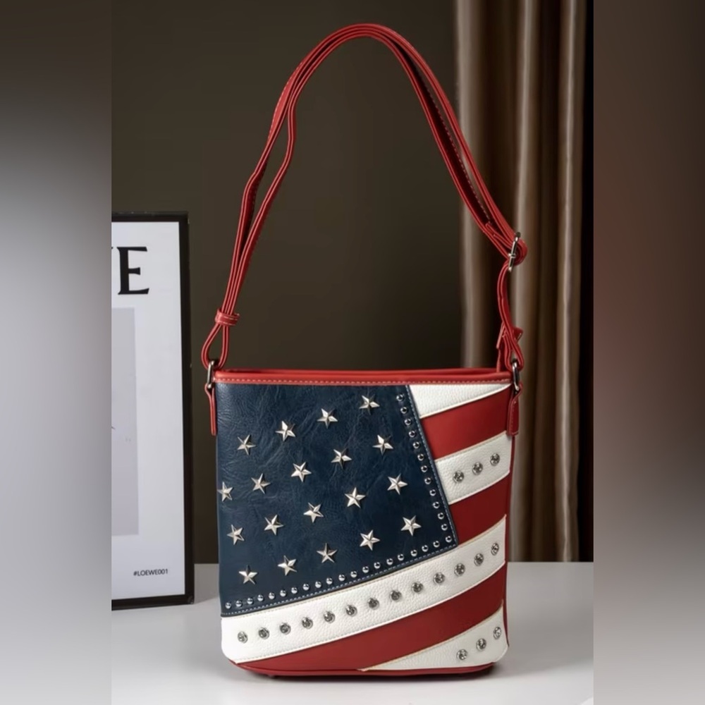 Patriotic Red, White & Blue Star Stud Crossbody Bag - Picture 2 of 8